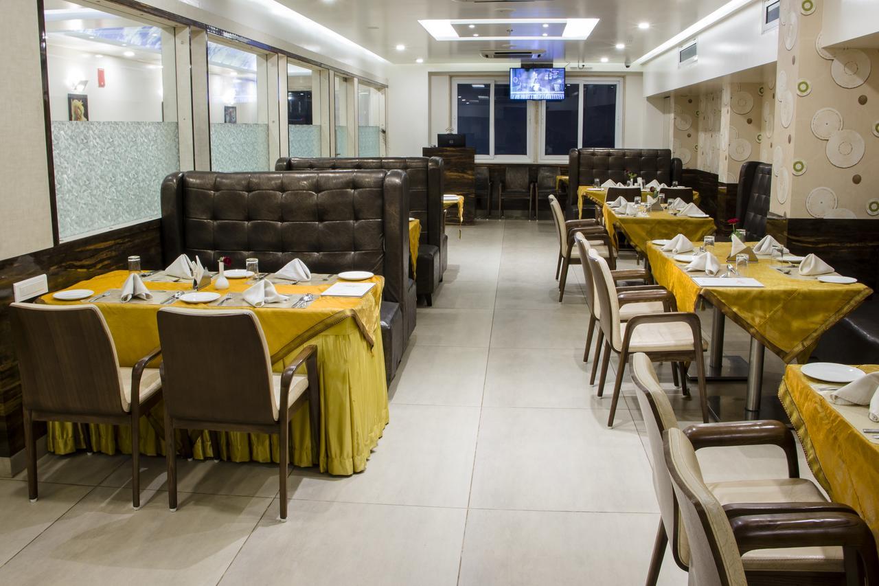 The Avr Hotels & Banquets Patna  Eksteriør bilde